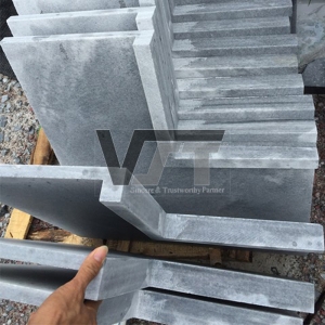 Sandblasted rebated square edges corner
